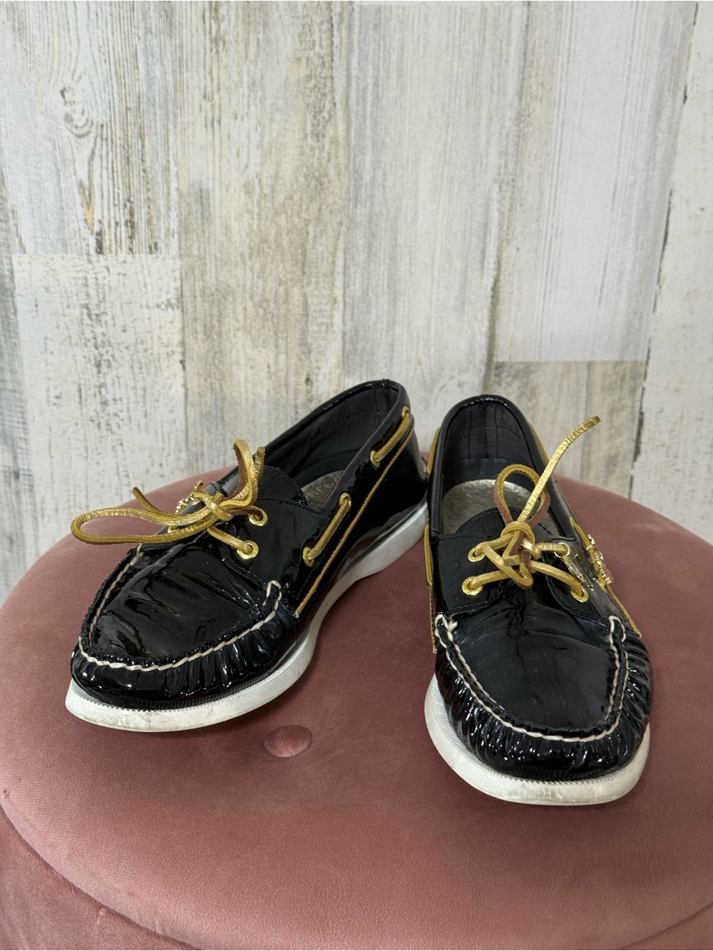 Sperry Black Patent Leather Boat Shoes Gold Laces with Charms Nautical - Picture 7 of 13